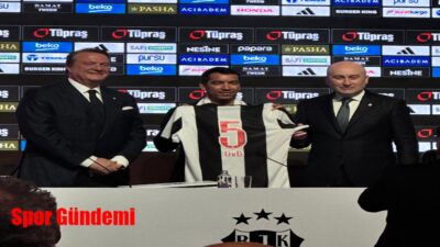 Beşiktaş, Teknik Direktör Giovanni Van Bronckhorst ile sözleşme imzaladı. Van
