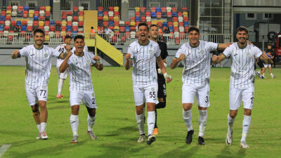 Bornova 1877 SK Teknik Direktörü Sercan Yıldırım, Hopaspor karşısında alınan