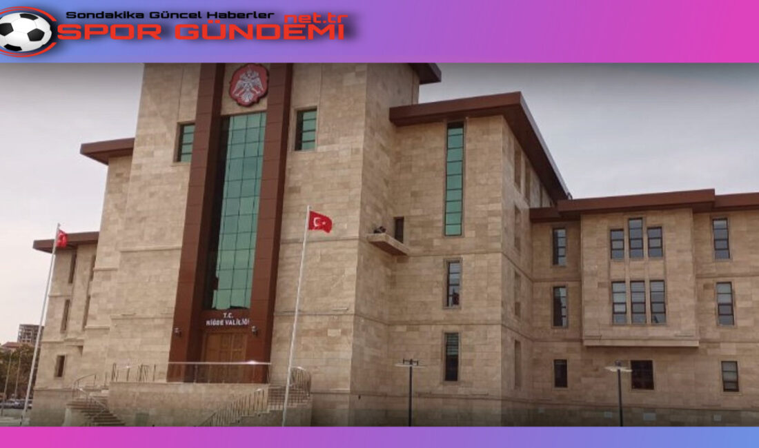 Niğde’de etkili olan kar yağışı ve olumsuz hava koşullarına rağmen,