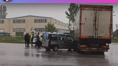 İnegöl ilçesinde meydana gelen trafik kazası, bugün saat 16.00 sularında