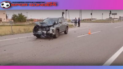 Kaza, Fatih Mahallesi İmamoğlu Sanayi Sitesi kavşağında meydana geldi. 01